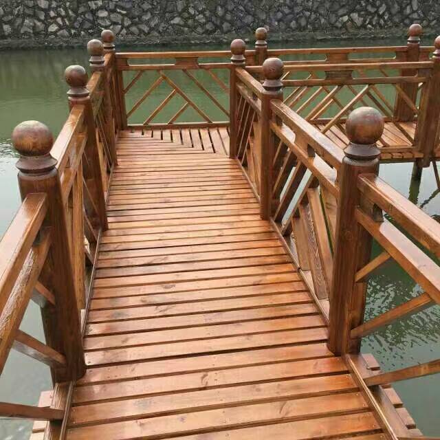 ľ.jpg